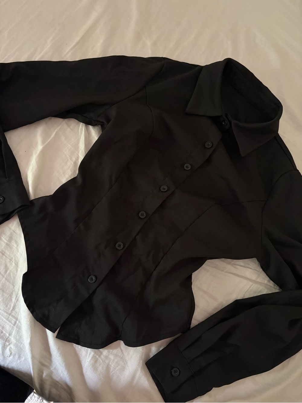 Edikted Server Hourglass Black Button Shirt